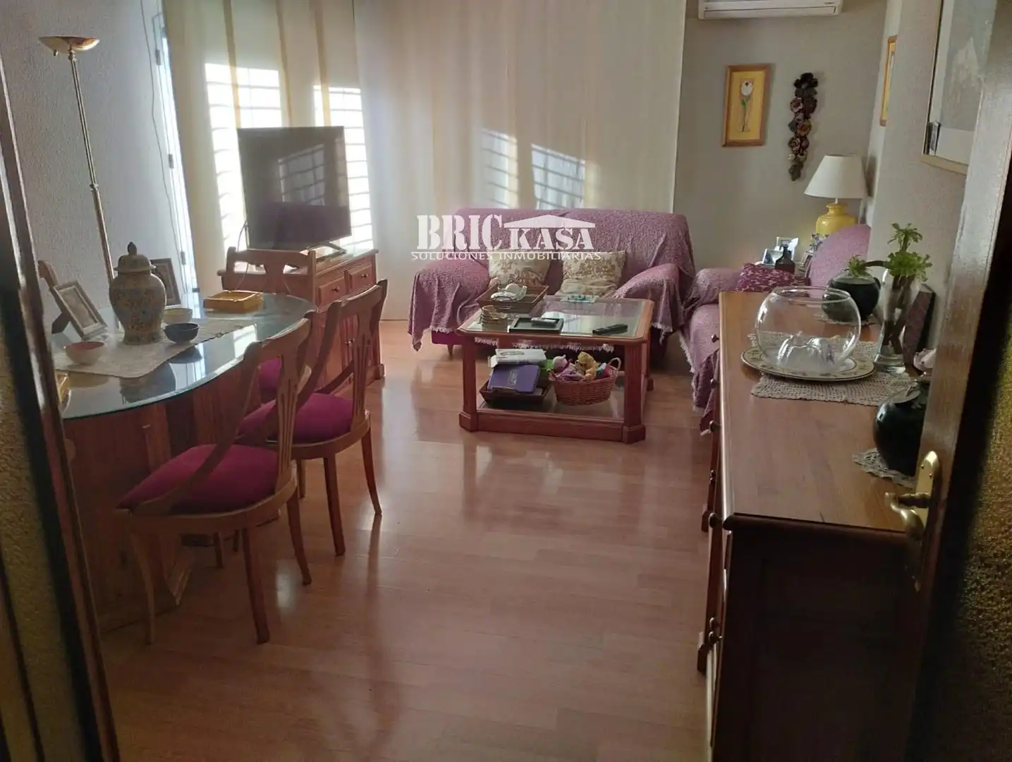 Sala d'estar de Casa adosada en venda en Cáceres amb Aire condicionat, Calefacció i Terrassa