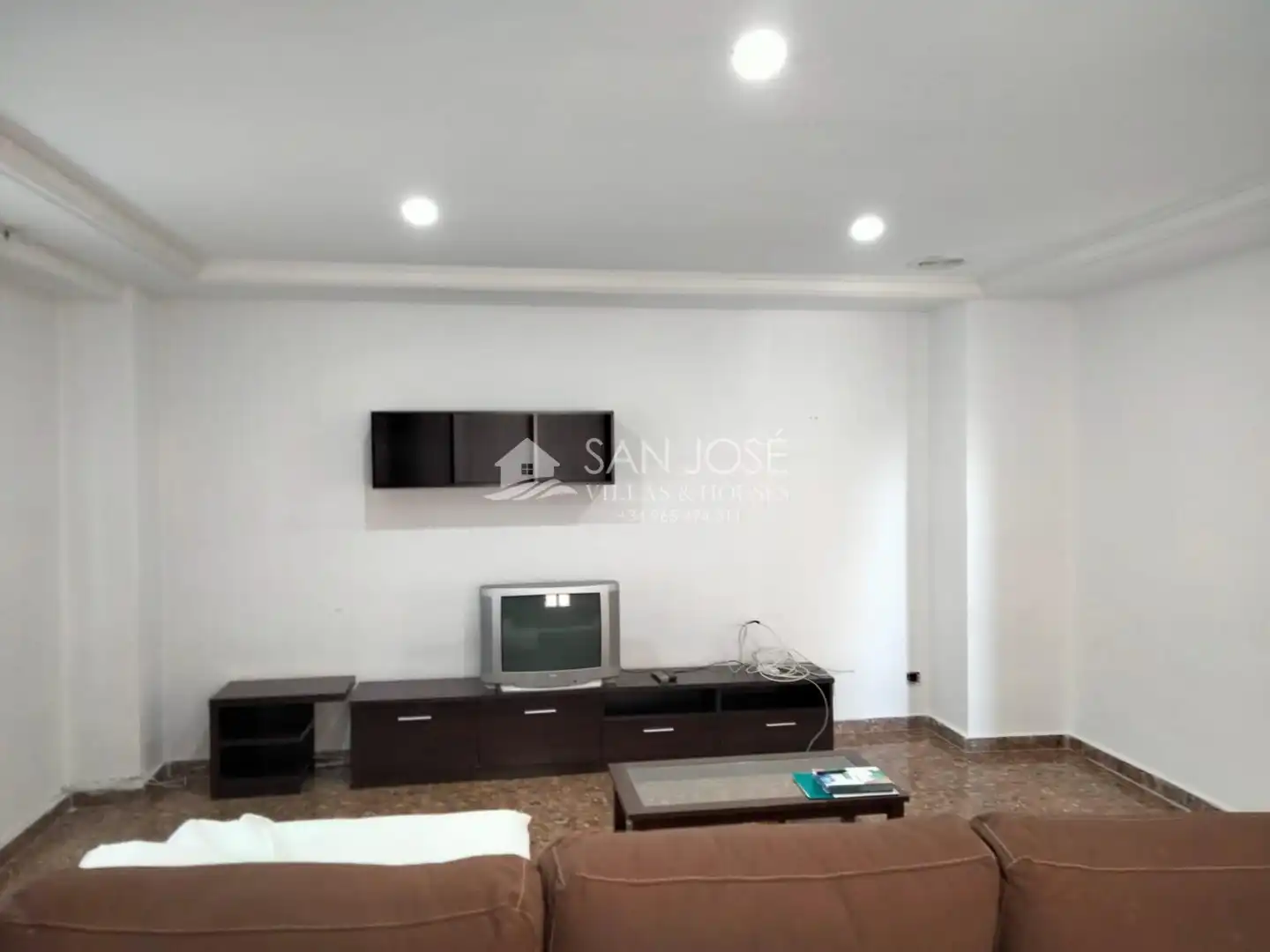 Sala d'estar de Casa o xalet en venda en Elche / Elx amb Jardí privat, Terrassa i Traster