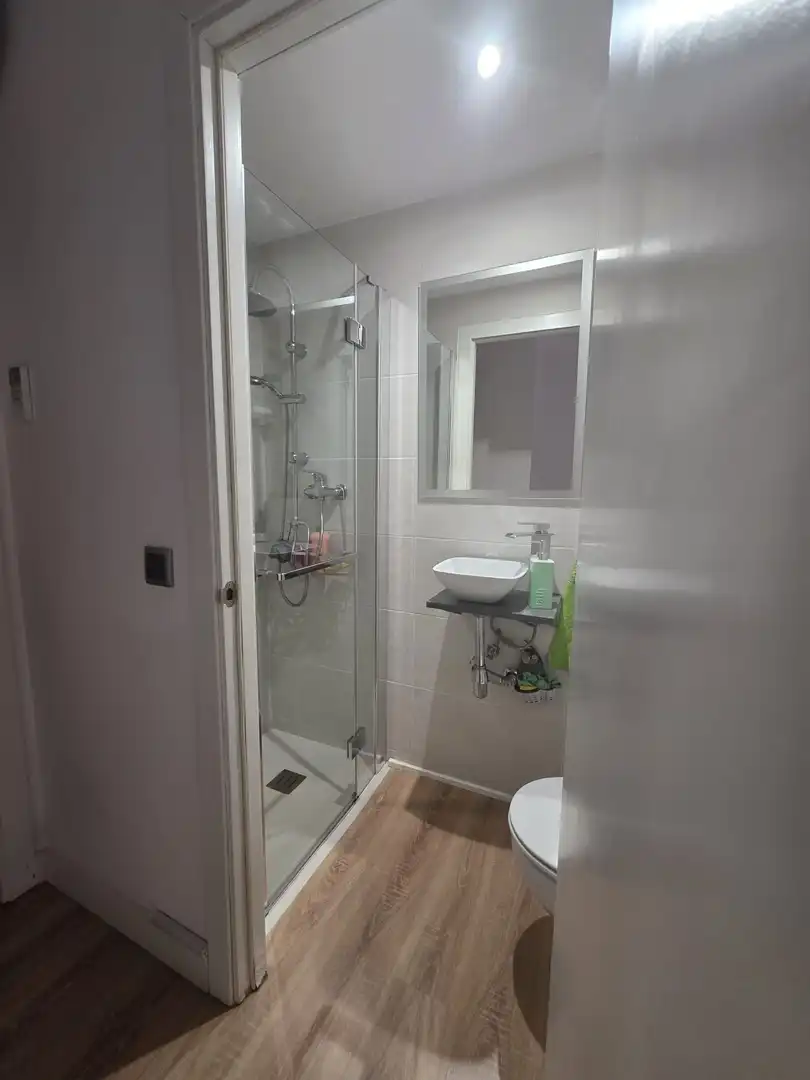 Baño de Piso en venta en Girona con Aire acondicionado, Calefacción y Terraza