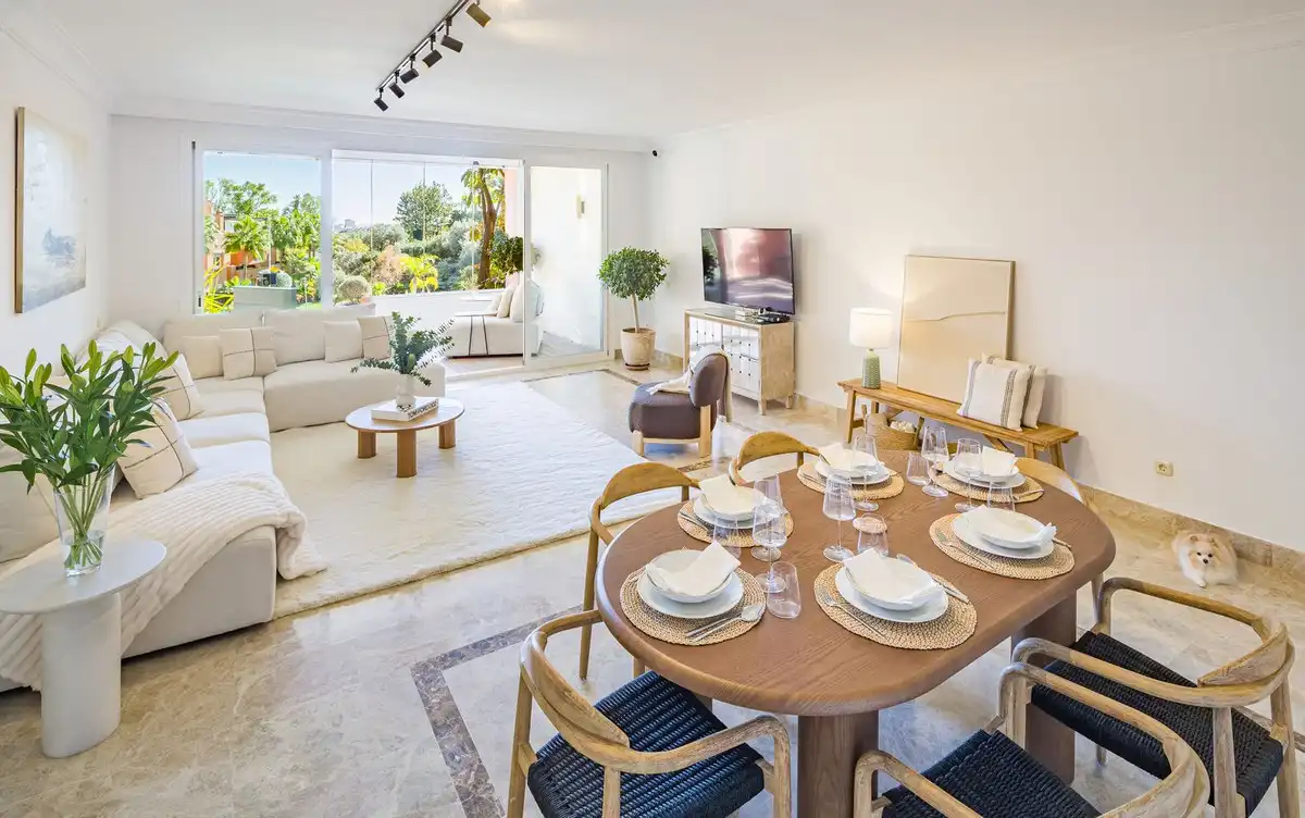 Apartament amb piscina en venda a Nueva Andalucía, imagen 8