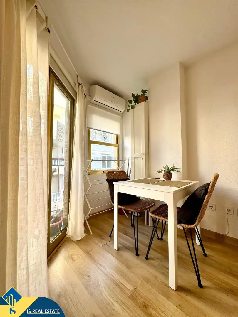 Terrasse von Wohnung zur Miete in Torrevieja mit Klimaanlage, Heizung und Terrasse