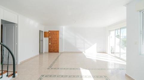 Foto 5 de Casa adosada en venda a Urbanizacion V Martin Benijofar, 10, Villamartín - Las Filipinas, Orihuela