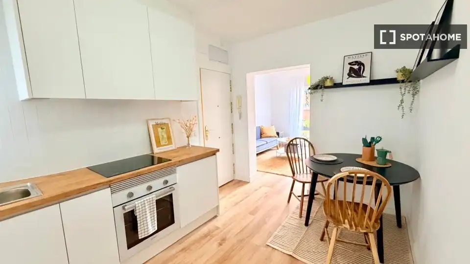 Cocina de Piso de alquiler en Madrid con Aire acondicionado, Calefacción y Amueblado