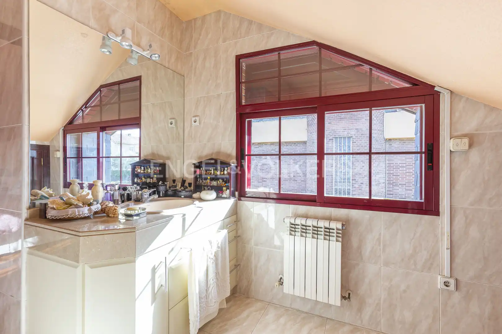 Cocina de Casa o chalet de alquiler en Pozuelo de Alarcón con Calefacción, Jardín privado y Parquet