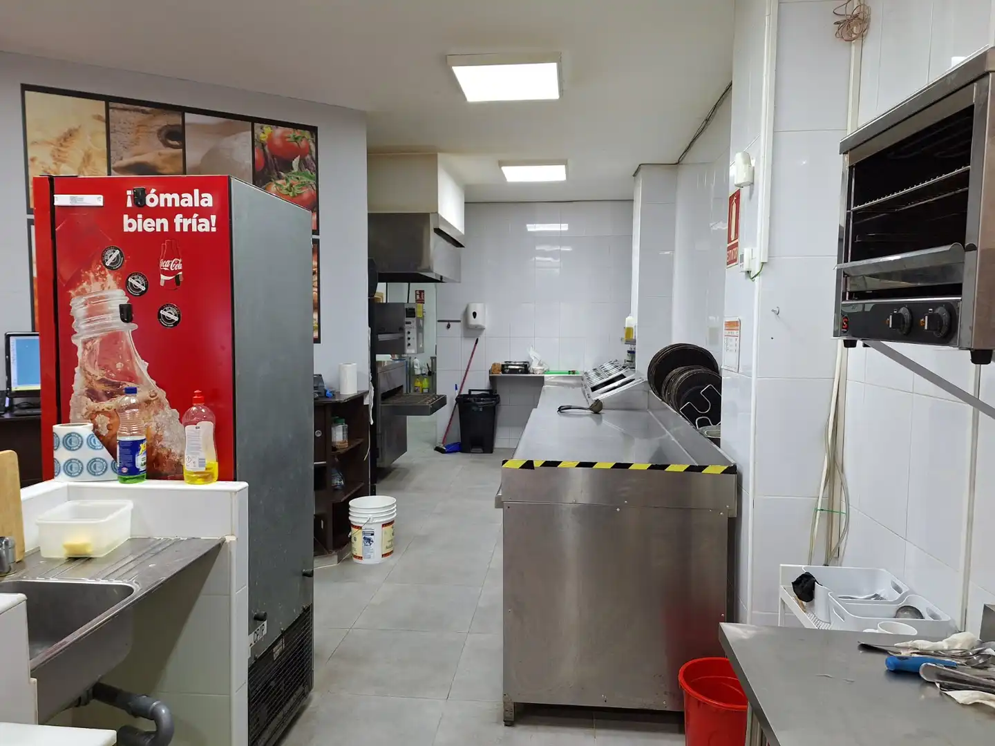 Local comercial en traspaso en La Gavarra, imagen 14