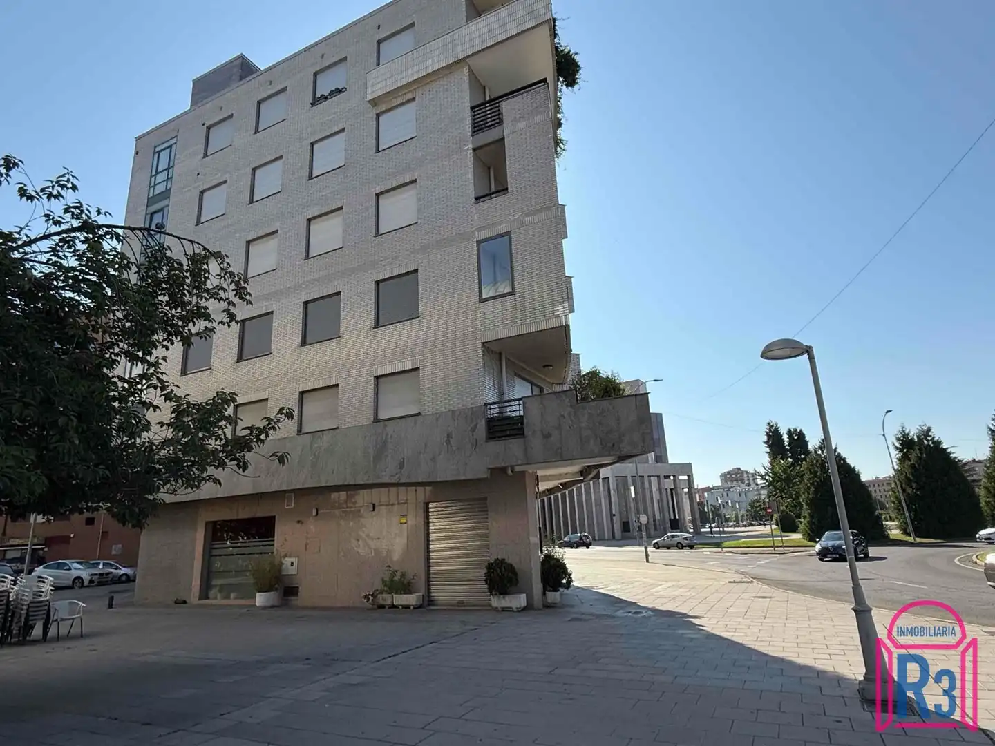 Vista exterior de Piso de alquiler en León Capital  con Calefacción, Terraza y Trastero