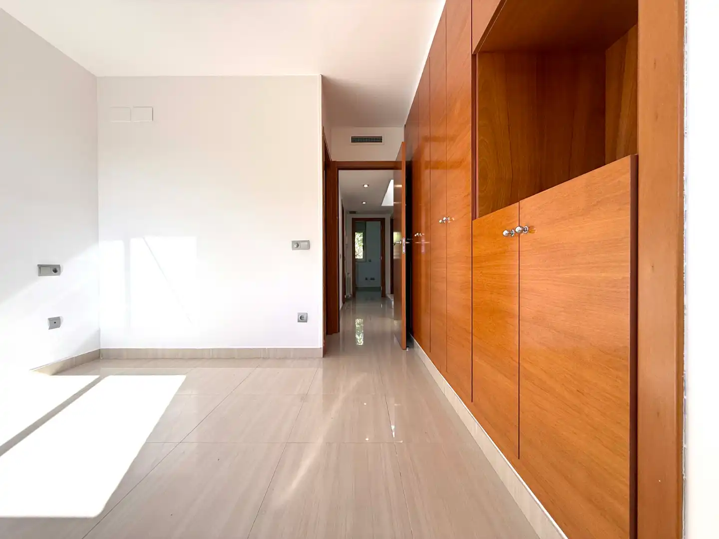 Semi-detached house with pool for sale in Carrer d'Escornalbou, imagen 35
