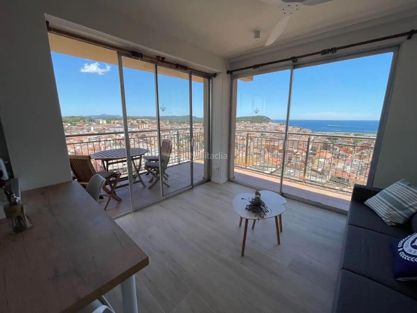 Apartament amb jardí de lloguer a Passeig del Mar 3