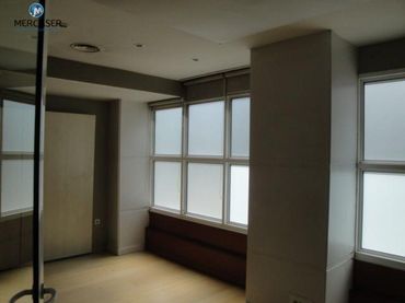 Local comercial en venda a Calle CUBA