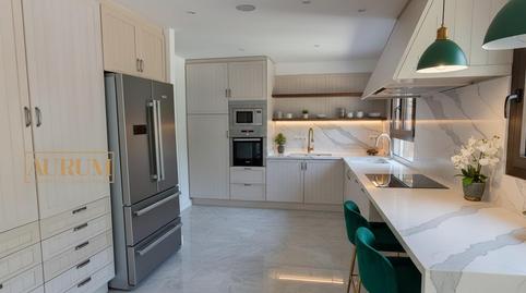 Foto 3 de Casa adosada en venta en Peñagrande, Madrid