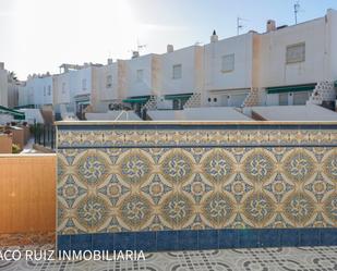 Exterior view of Single-family semi-detached for sale in  Almería Capital  with Air Conditioner, Furnished and Balcony