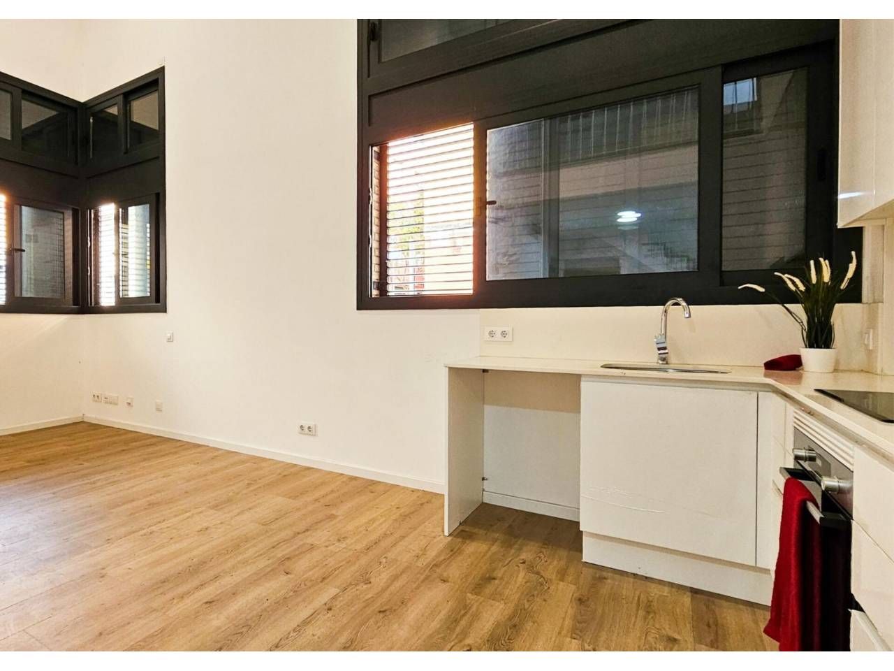 Cocina de Dúplex en venta en  Barcelona Capital
