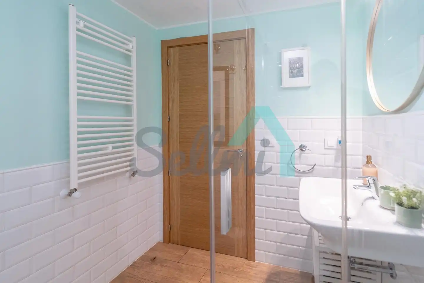 Baño de Casa adosada en venta en Ribadeo con Calefacción, Jardín privado y Terraza