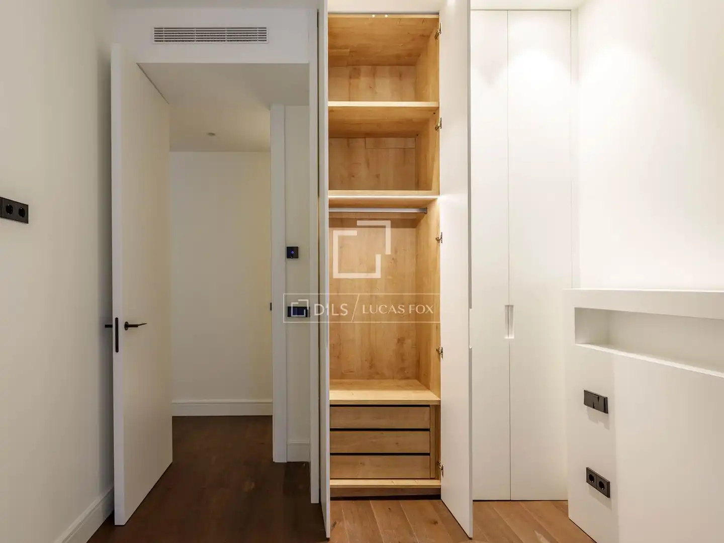 Habitación de Piso de alquiler en Madrid con Aire acondicionado, Terraza y Piscina