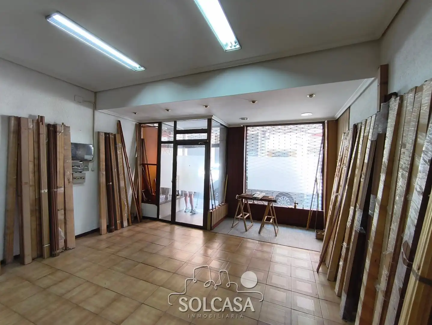 Local comercial en venda a Calle Júpiter, imagen 2