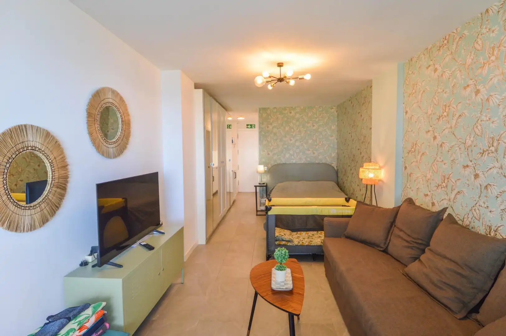 Wohnzimmer von Wohnung zum Verkauf in Mogán mit Klimaanlage und Möbliert