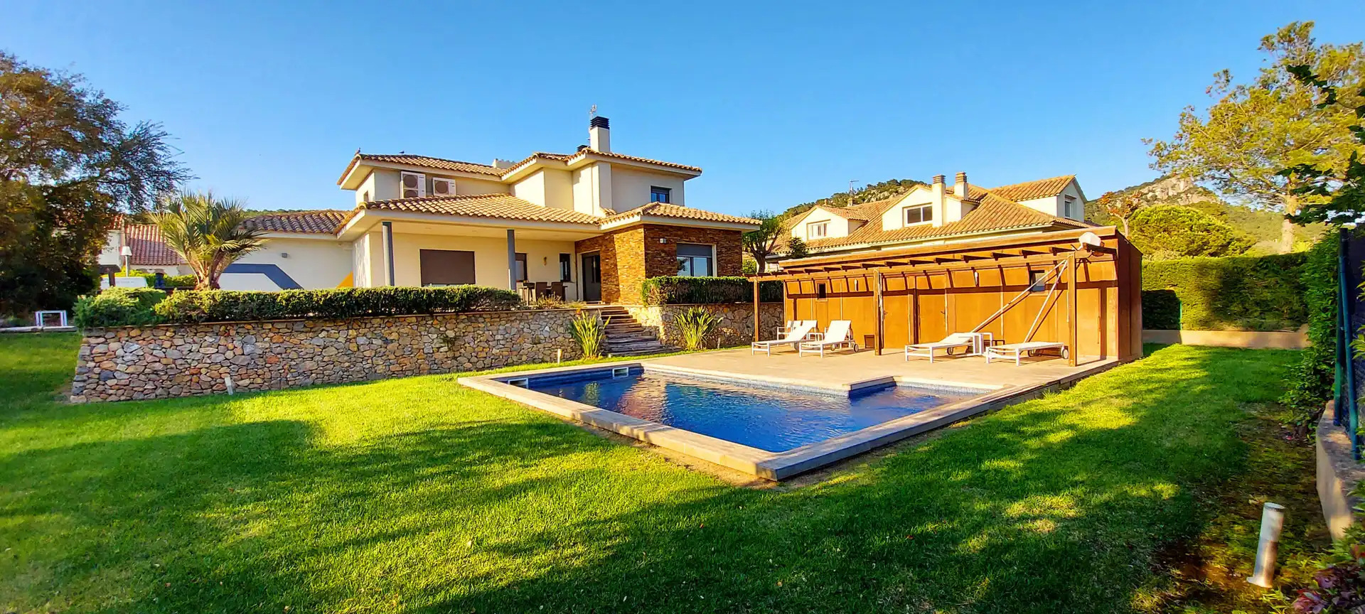 Maison avec piscine à vendre à Avenida França
