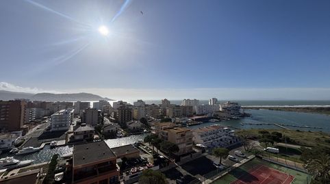 Estudio con vistas al mar