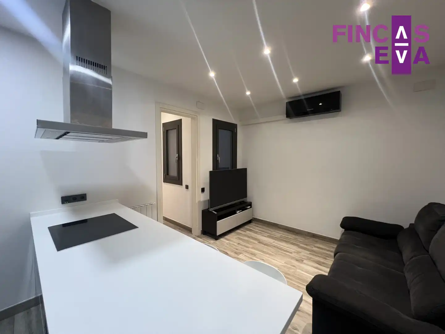 Cocina de Piso en venta en Barcelona con Calefacción, Parquet y Balcón
