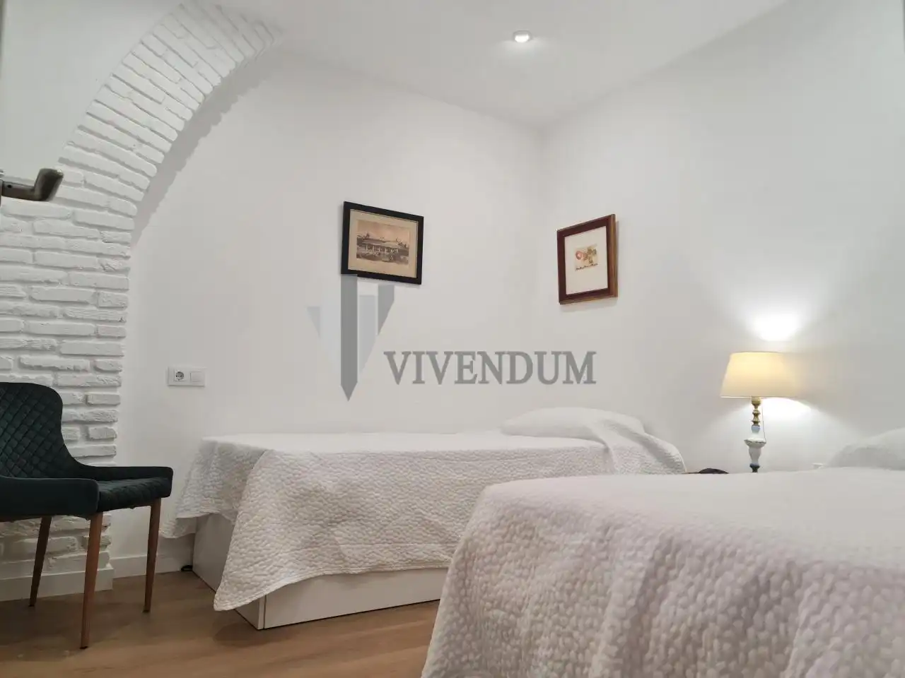 Dormitori de Apartament de lloguer en A Guarda   amb Calefacció, Terrassa i Traster