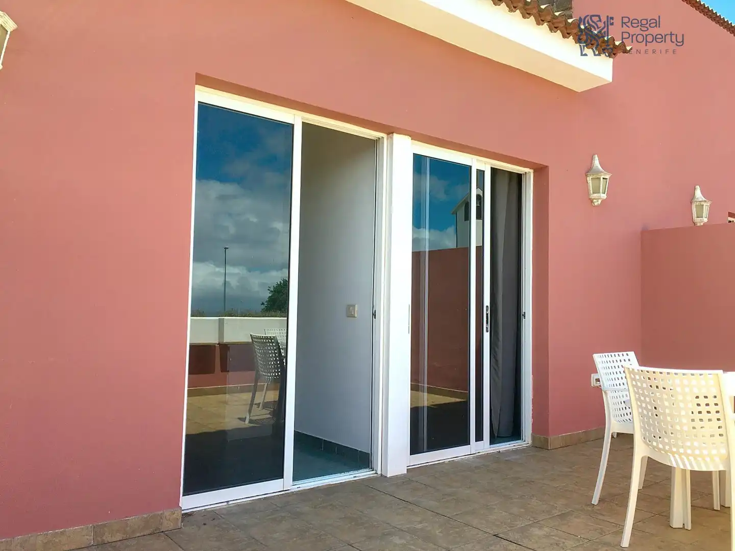 Vista exterior de Planta baixa en venda en Puerto de la Cruz amb Terrassa, Traster i Moblat