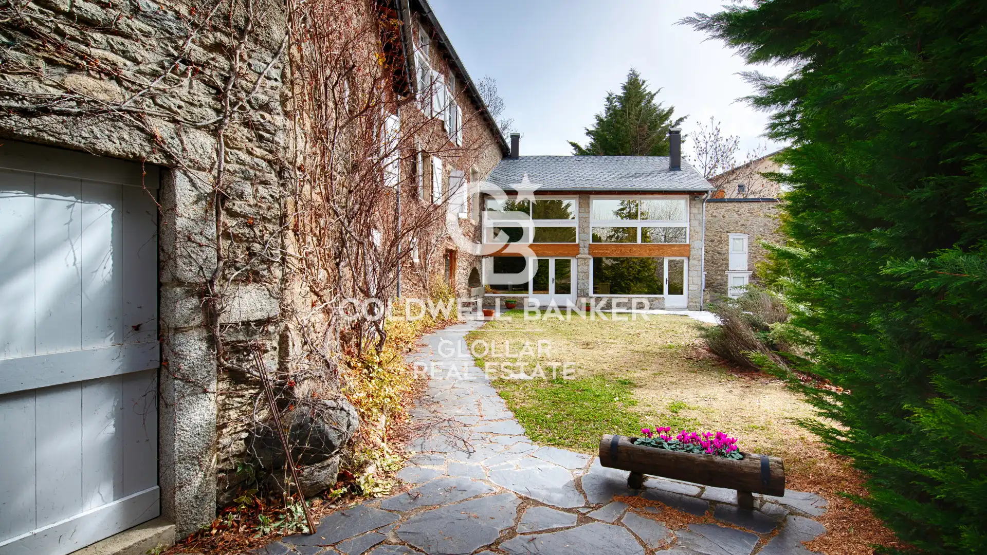 Vista exterior de Finca rústica en venta en Targassonne con Calefacción, Jardín privado y Parquet