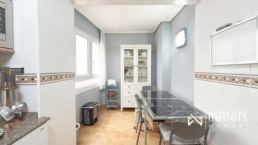 Cocina de Piso de alquiler en Bilbao  con Calefacción