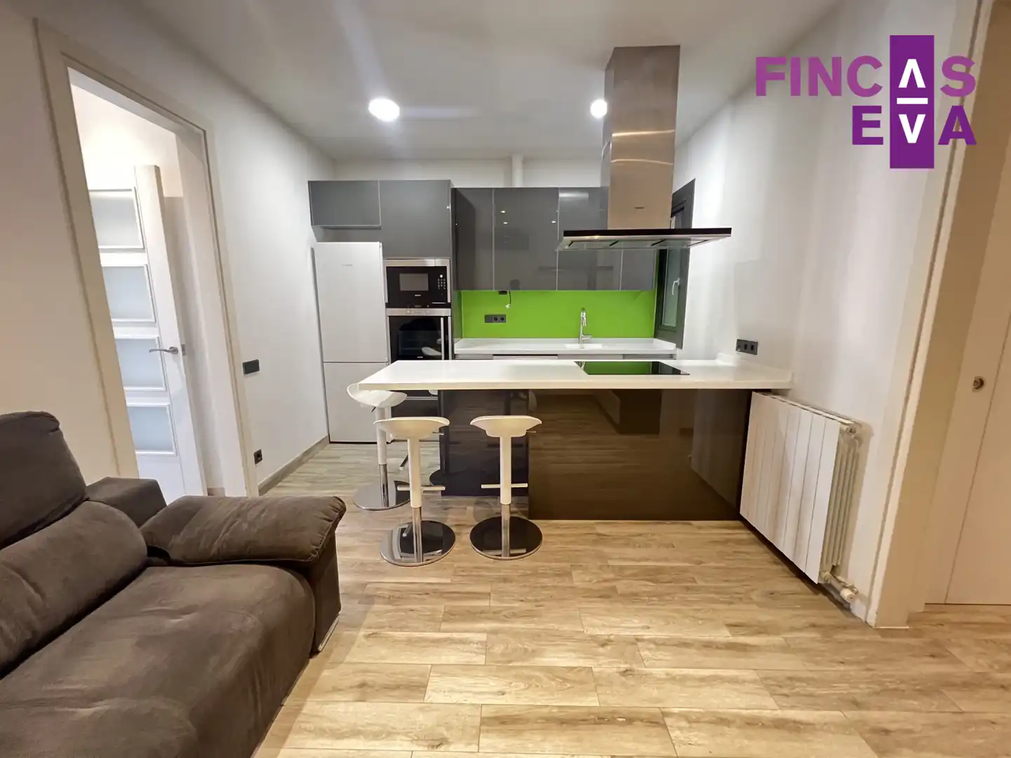 Cocina de Piso en venta en Barcelona con Calefacción, Parquet y Balcón