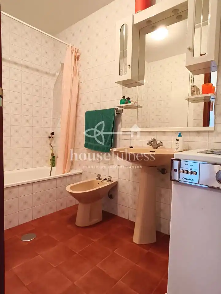 Bathroom of Apartments for sale in Pontedeume, A Coruña
