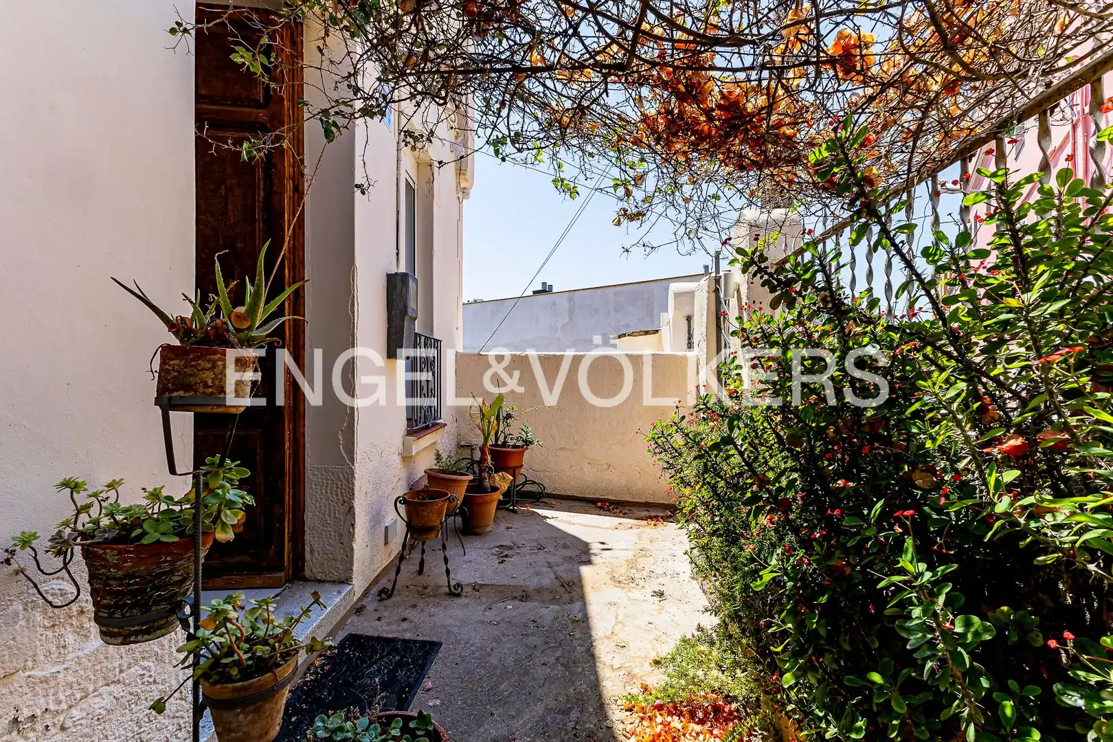 Vista exterior de Finca rústica de lloguer en Barcelona amb Aire condicionat, Calefacció i Jardí privat