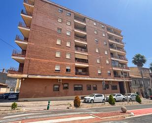Vista exterior de Pis en venda en Yátova amb Terrassa, Traster i Balcó