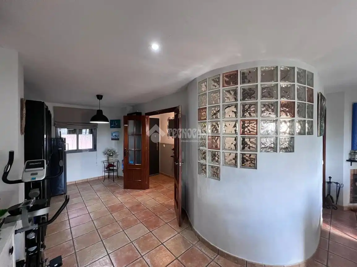Casa adosada en venda en Aljaraque amb Calefacció