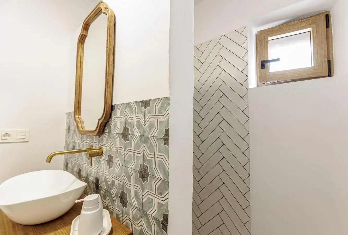 Bathroom of Houses for sale in Salobreña  with Air Conditioner, Terrace and Swimming Pool