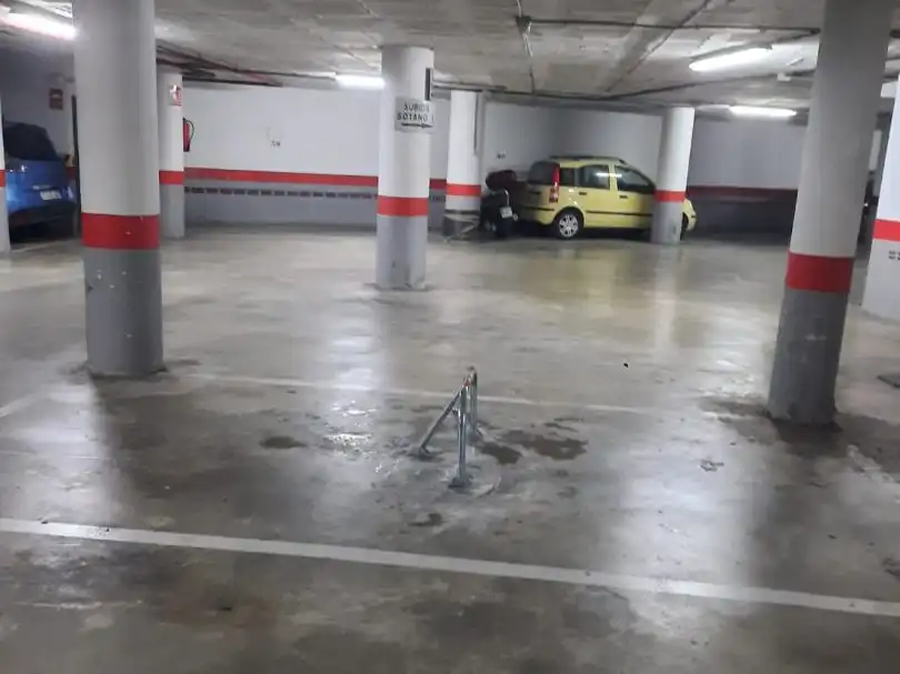 Aparcament en venda a Alonso de Palencia 15