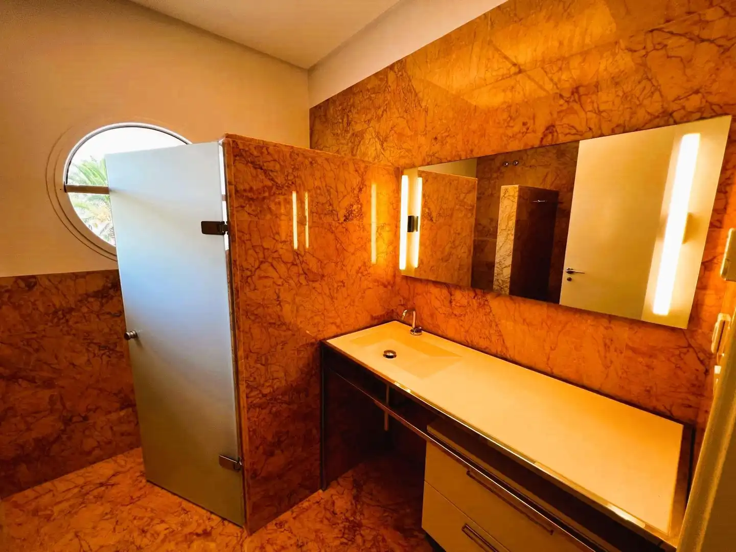 Bathroom of Houses for sale in Dénia  with Air Conditioner, Heating and Private garden