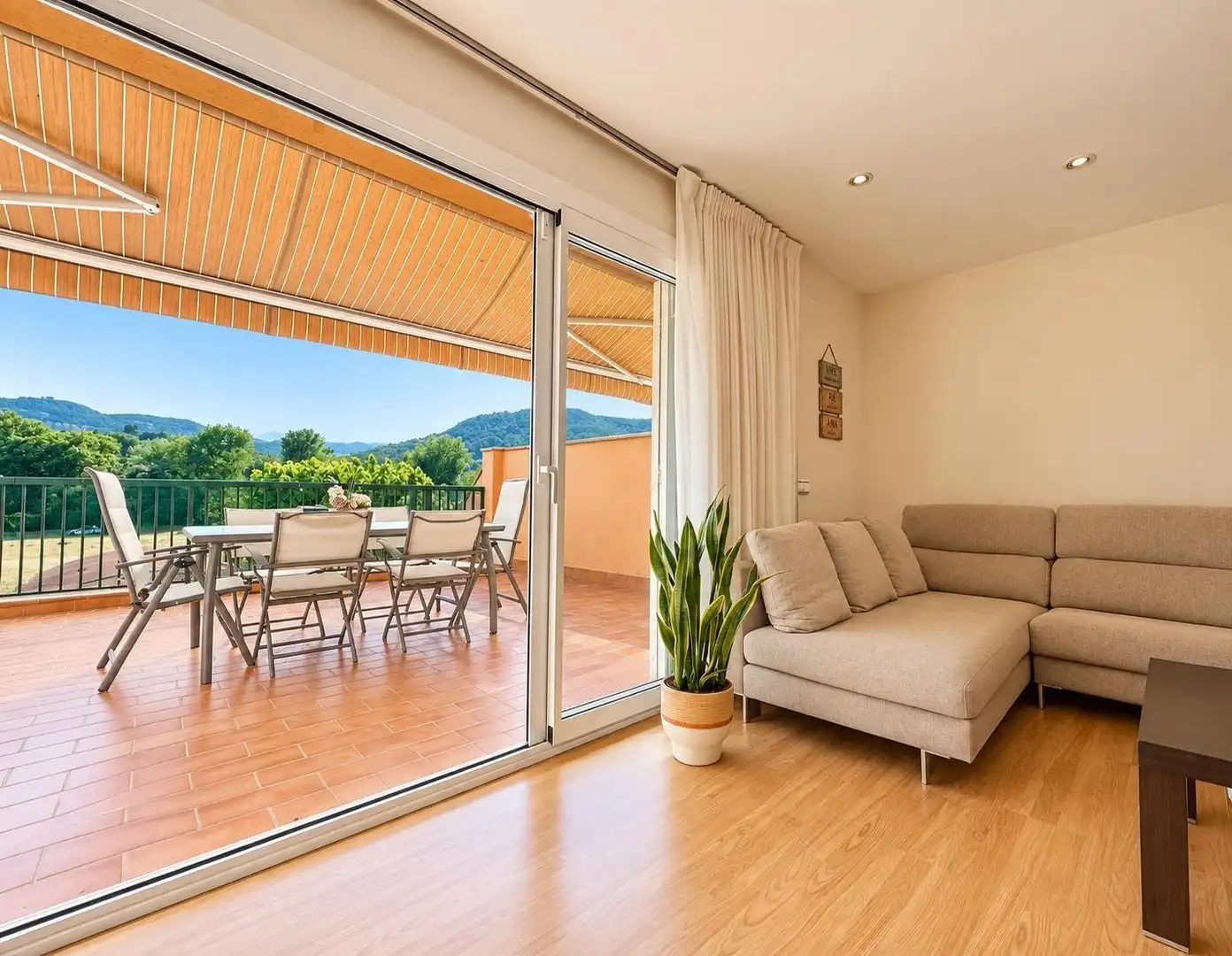 Terraced house with terrace for sale in Bigues i Riells del Fai, imagen 7