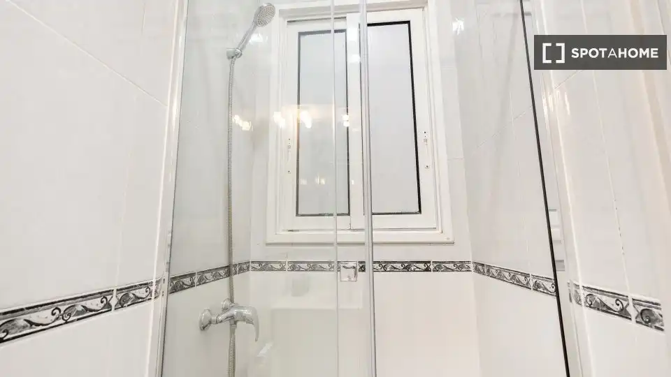 Flat with terrace to rent in Eixample, imagen 15