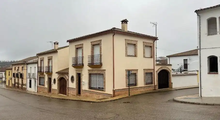 Casa en venda a Cervantes