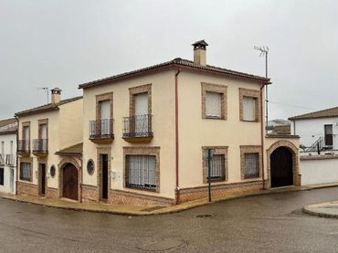 Casa en venda a Cervantes