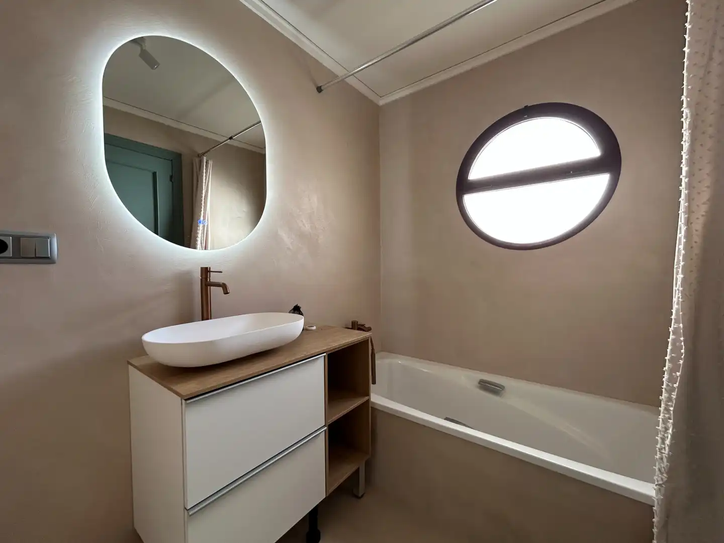 Bathroom of Detached homes for sale in Gandia  with Air Conditioner, Private garden and Terrace