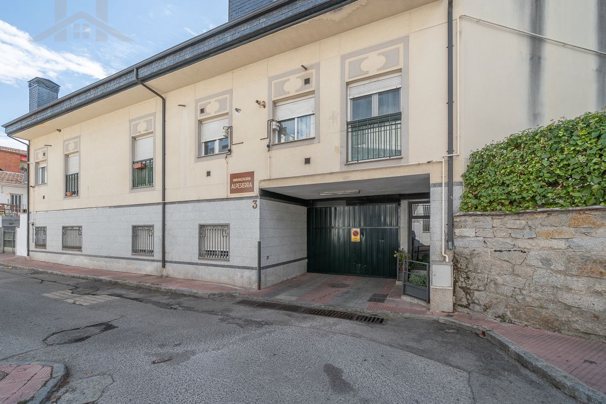 Exterior view of Duplex for sale in Alpedrete  with Heating, Terrace and Balcony