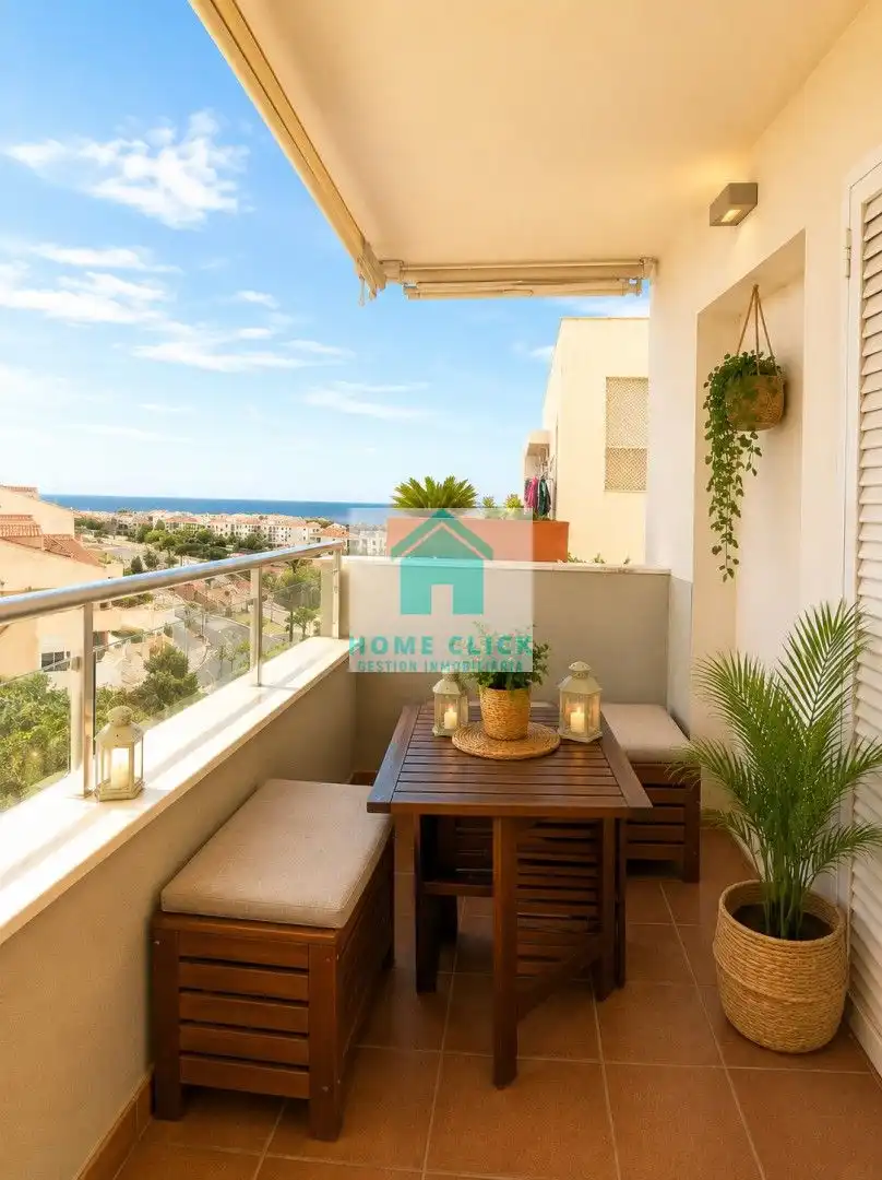 Terrassa de Apartament de lloguer en Benalmádena amb Aire condicionat, Calefacció i Jardí privat