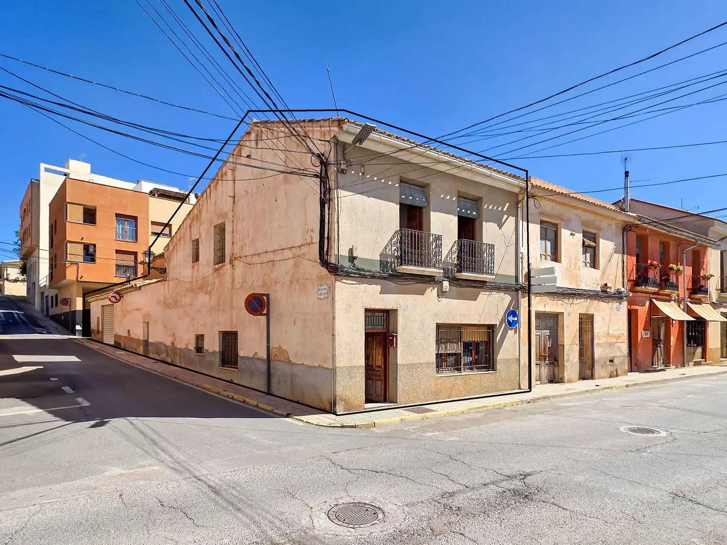 Reihenhaus zum Verkauf in El Pinós / Pinoso, imagen 2