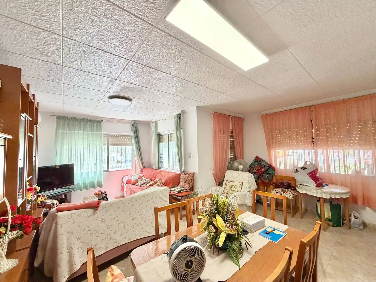 Living room of Houses for sale in Mutxamel  with Swimming Pool