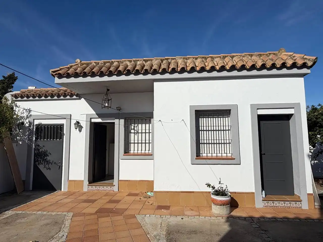Vista exterior de Casa o chalet en venta en Chipiona con Aire acondicionado, Jardín privado y Piscina