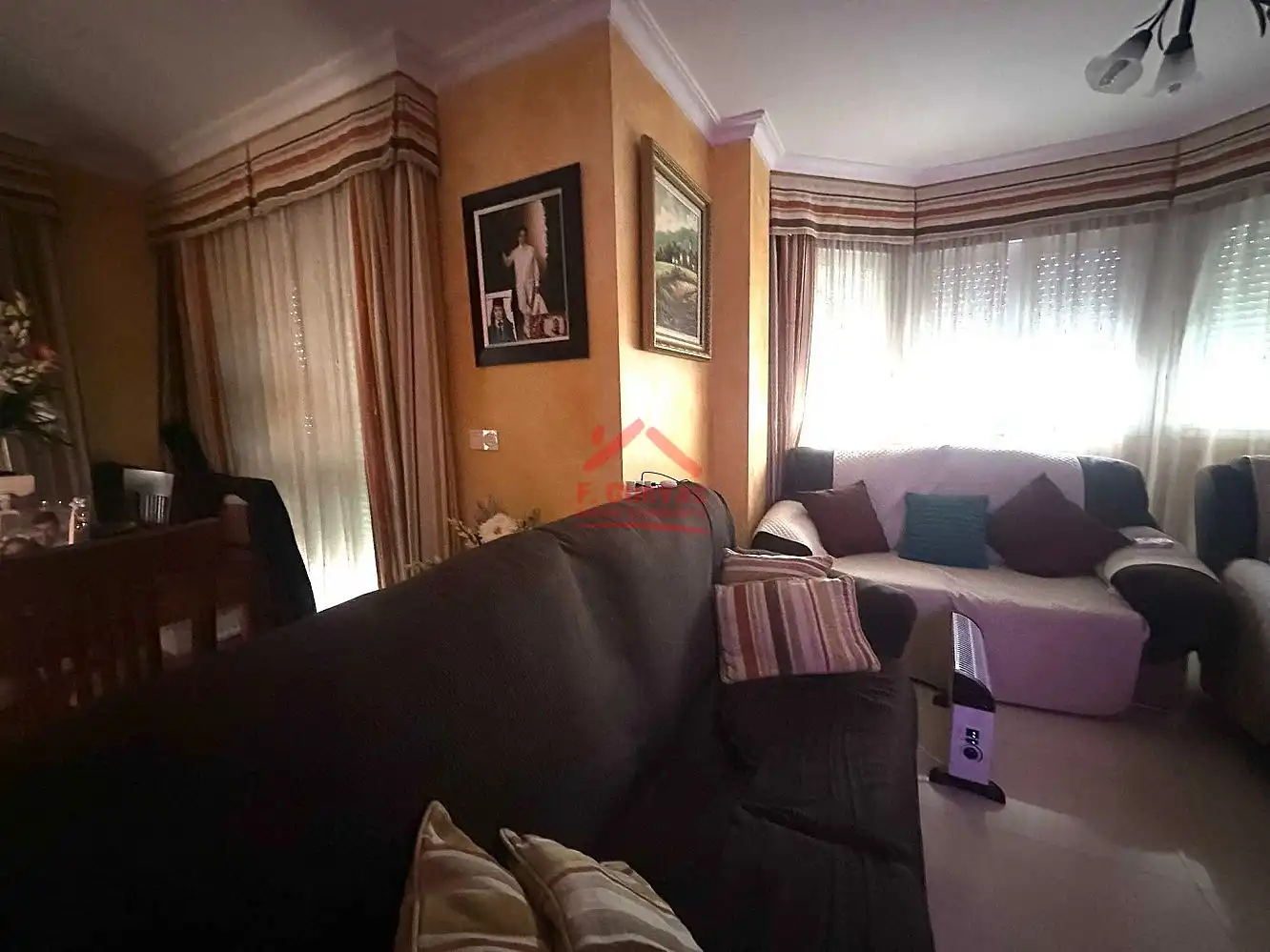 Sala d'estar de Casa o xalet en venda en Vélez-Málaga amb Aire condicionat, Calefacció i Terrassa