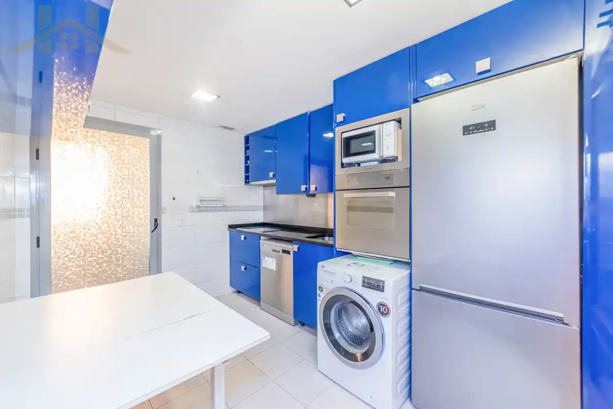 Cocina de Piso en venta en Rivas-Vaciamadrid con Calefacción, Trastero y Piscina comunitaria