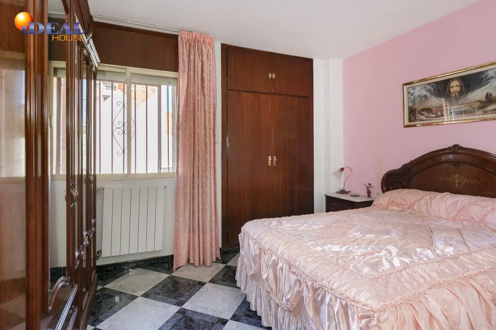 Bedroom of Flat for sale in Granada  with Air Conditioner and Terrace
