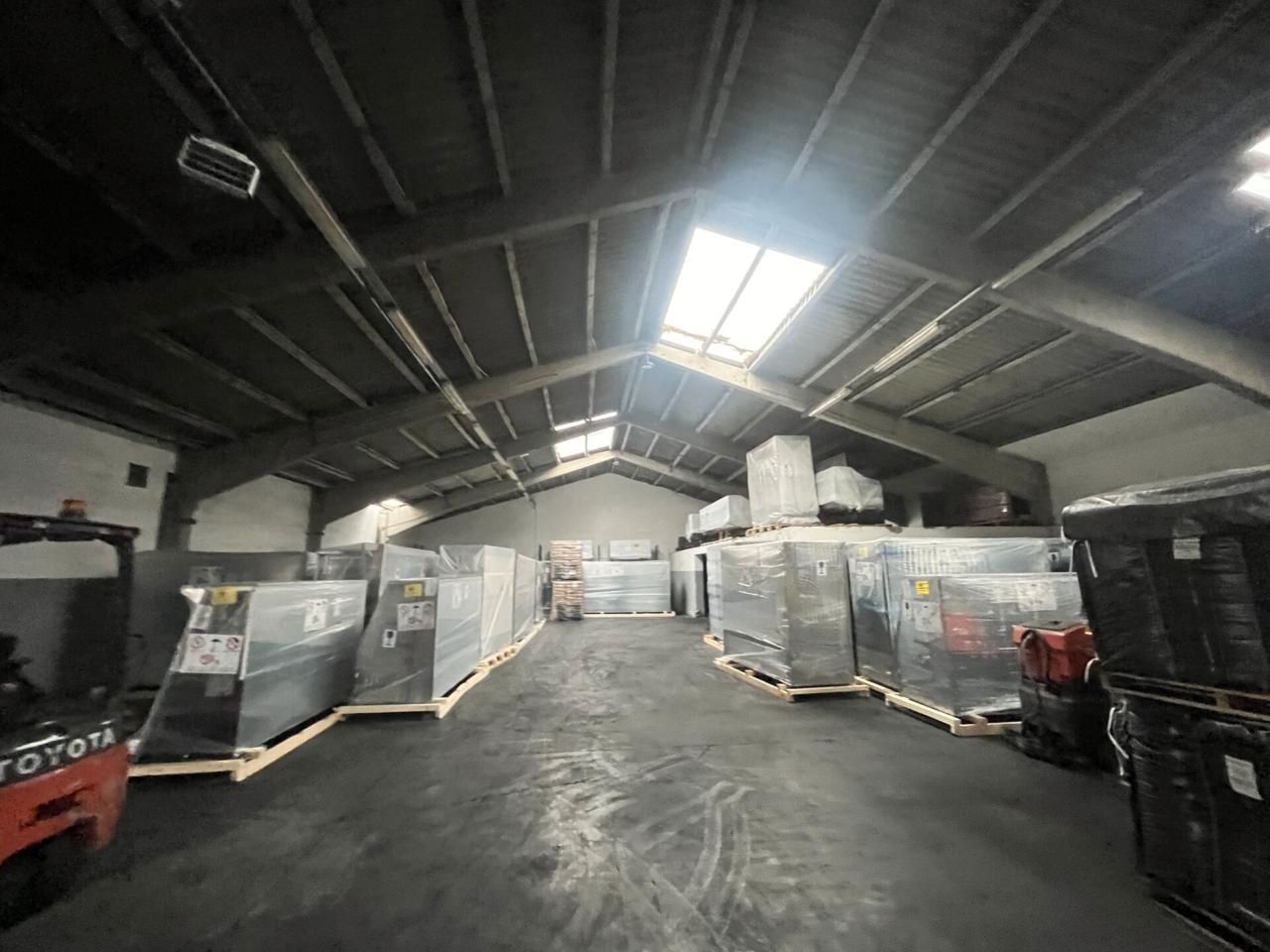 Nau industrial en venda a Carrer Can Roca, Nucli Urbà