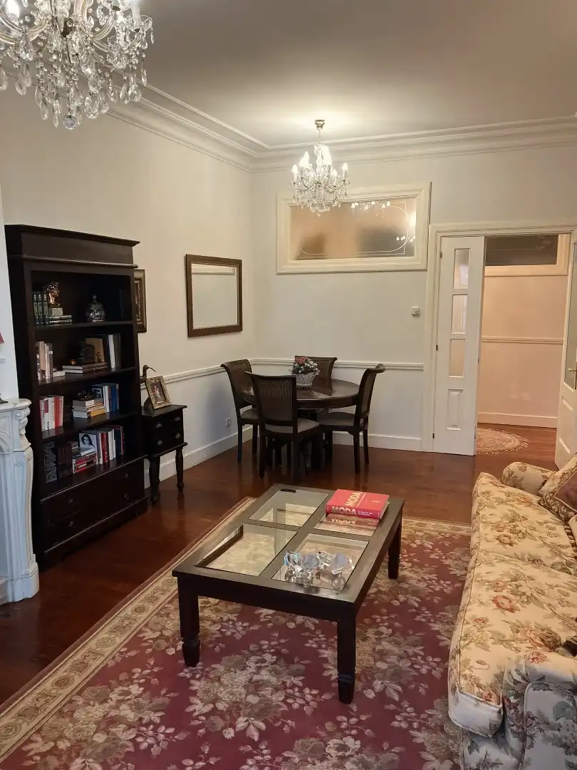 Apartament amb balcó de lloguer a Calle Palacio Valdés 8, imagen 2